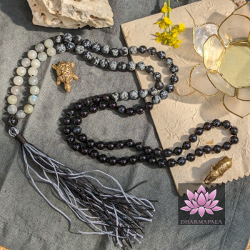 ~ Sinnesschärfer-Mala ~ (mit Schneeflockenobsidian, Labradorit & Achat)